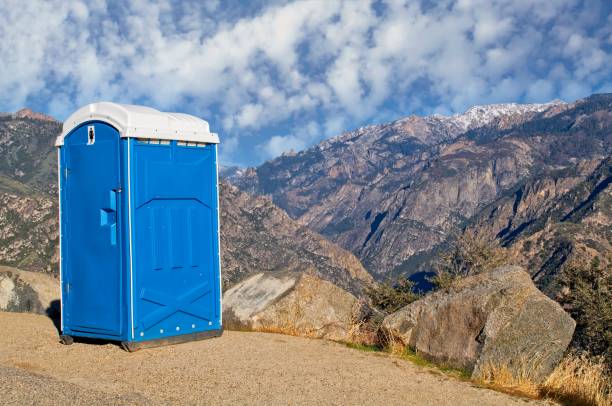 Best VIP or Luxury Restroom Trailers  in Saucier, MS